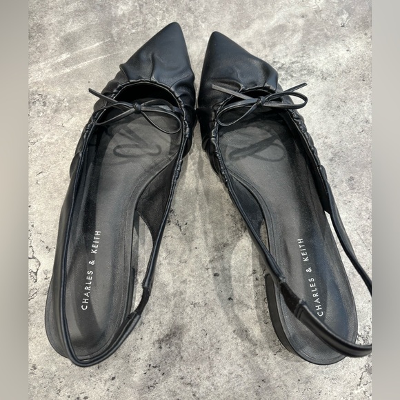 Charles & Keith Black Pointed Toe Flats - Picture 2 of 4